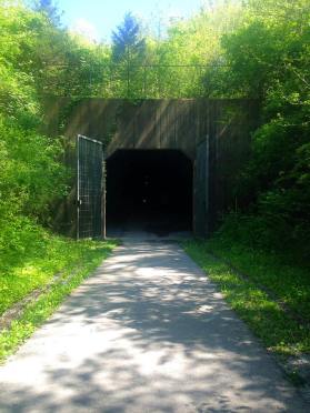 gap tunnel entrance